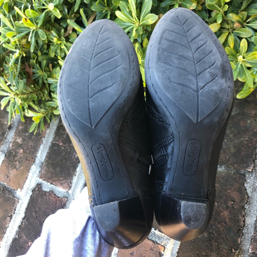 Nurture "HADDIE" Black leather ankle boots size 6 - Picture 6 of 8